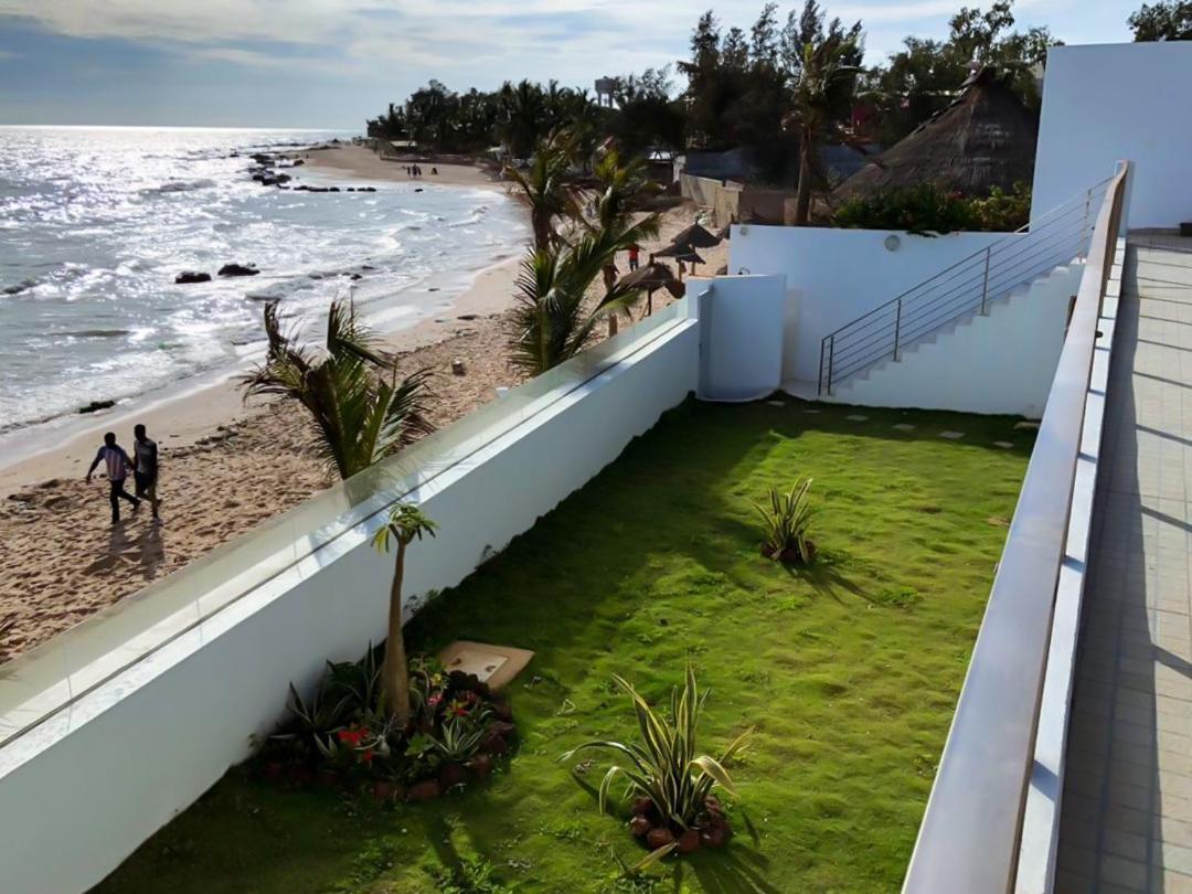 Villa Somone Pied Dans L'Eau Eksteriør bilde
